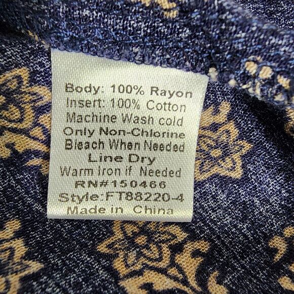 Fun2Fun Womens Blouse Medium Blue Floral 3/4 Sleeve Curved Hem Lattice V Neck - Picture 9 of 9